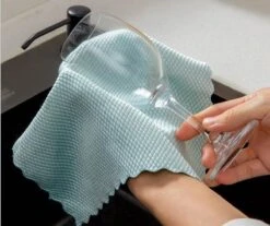 Lopoleis FACU XIV Microvezeldoekjes – 10 Stuks – Microvezeldoeken – Streepvrij – Reinigingsdoekjes – Schoonmaakdoeken – Spiegeldoeken – 30 X 40 Cm -Schoonmaakartikelen Winkel 1200x1008 5