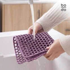 BODO Gootsteenmat Siliconen Donker Grijs - 30.5 X 30.5 Cm - Keuken Accessoires - Gootsteen Beschermer - Onderzetters Siliconen - Anti Kras - Gootsteen Accessoires 14 BODO Gootsteenmat Siliconen Donker Grijs - 30.5 X 30.5 Cm - Keuken Accessoires - Gootsteen Beschermer - Onderzetters Siliconen - Anti Kras - Gootsteen Accessoires -Schoonmaakartikelen Winkel 1200x1200 835