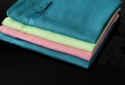 Microvezeldoekjes – 4 Stuks – Schoonmaakdoekjes – Raamdoeken – Raamdoeken Streepvrij – Microvezeldoeken – Reinigingsdoekjes – Spiegeldoeken – Autodroog Doek – Auto Schoonmaak Producten – 60 X 40cm -Schoonmaakartikelen Winkel 1200x822 3