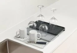 Joseph Joseph - Tier - Afdruipmat - Uitschuifbaar - Grijs 22 Joseph Joseph - Tier - Afdruipmat - Uitschuifbaar - Grijs -Schoonmaakartikelen Winkel 1200x836 2