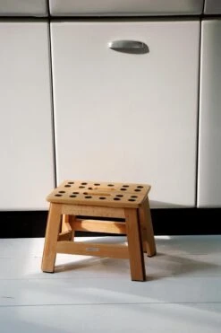 PUHLMANN - Inklapbare Kruk, JAMES, Hout, 23 Cm Hoog, Max 150 Kilo 14 PUHLMANN - Inklapbare Kruk, JAMES, Hout, 23 Cm Hoog, Max 150 Kilo -Schoonmaakartikelen Winkel 798x1200 6